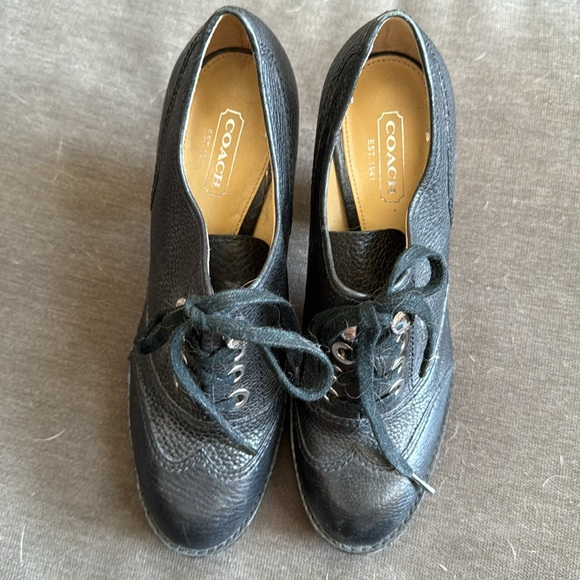 Coach Leather High Heel Shoes size 7B - Picture 4 of 6